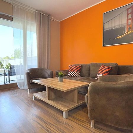 Platan - Apartamenty Bryza Swinoujscie Bagian luar foto