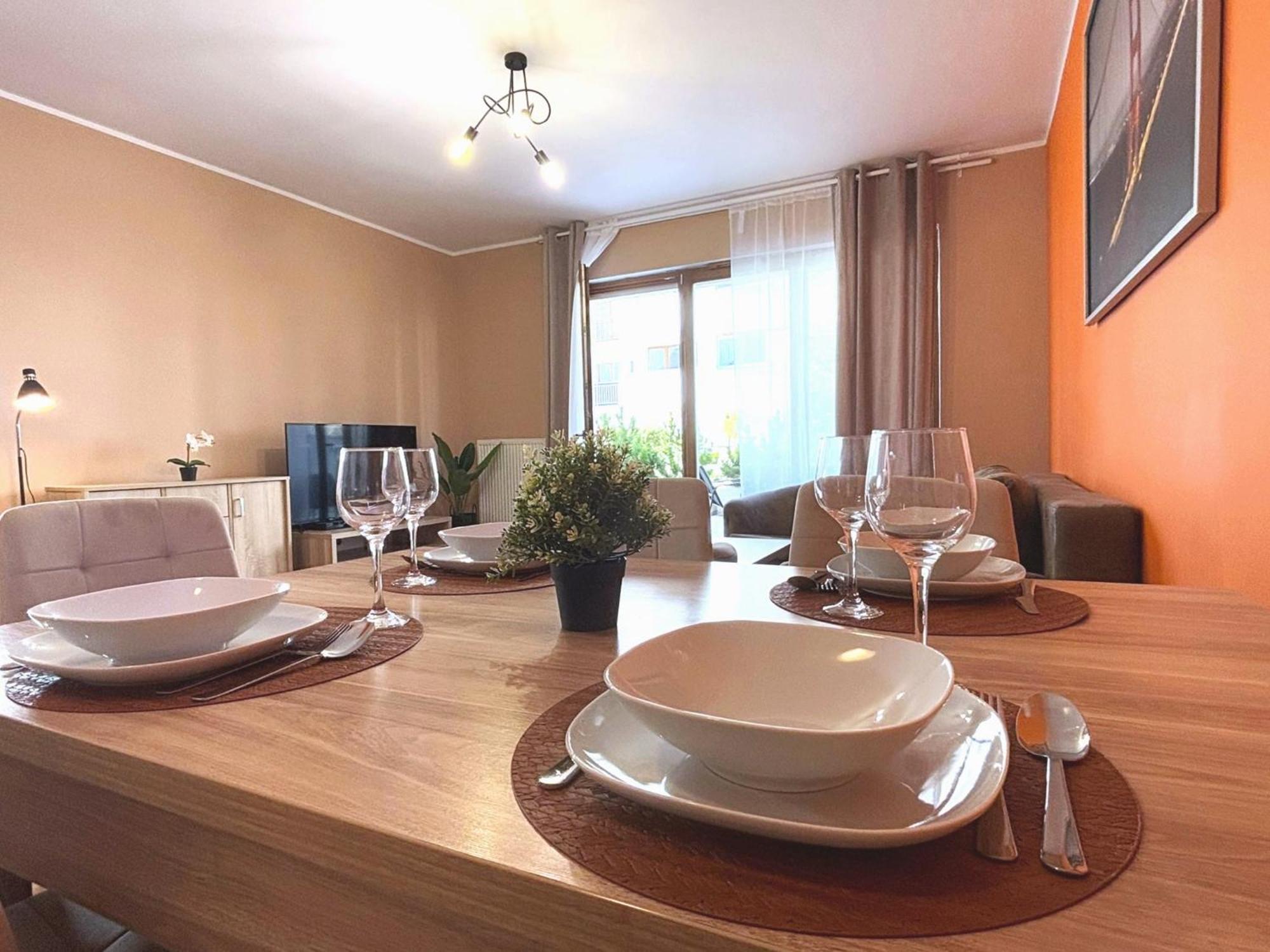 Platan - Apartamenty Bryza Swinoujscie Bagian luar foto